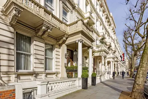 Queensgate Court Appartementen in Londen, foto 18
