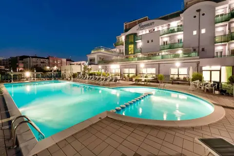 Hotel Lungomare in Cesenatico — foto 8