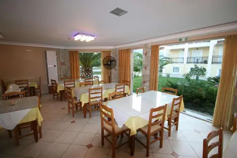 Village Inn Studios & Appartementen in Laganas Municipal Unit, foto 25