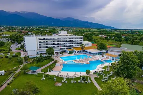Olympian Bay Grand Resort in Λεπτοκαρυά