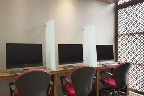 Ramada by Wyndham Abu Dhabi Corniche in أبوظبي — foto 19