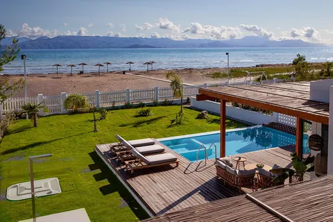Sun 'n Chill Corfu Beach House in Municipal Unit of Lefkimmi
