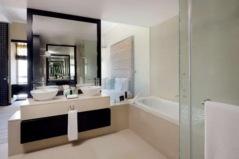 Southern Sun Abu Dhabi in الزَّاهية — foto 24
