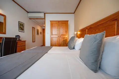 Gillieru Harbour Hotel in San Pawl il-Baħar — foto 19