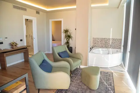 Kraal Hotel in Vlora — foto 12