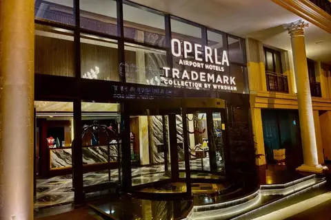 Operla Airport Hotels, Trademark Collection by Wyndham in İstanbul — foto 2