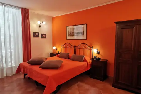 Neapolis in Napels, foto 13