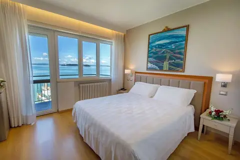 Hotel Lido in Passignano sul Trasimeno — foto 2