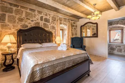 Heritage Palace Varos in Split — foto 13
