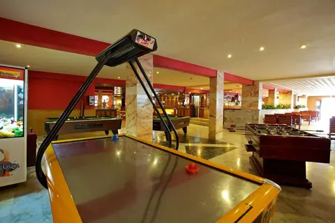 Ona Luna Park in Llucmajor — foto 15