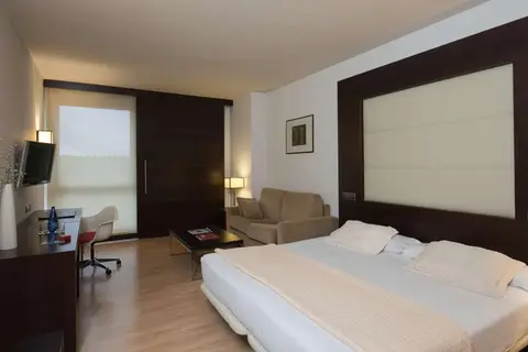 Eurostars I-Hotel in Pozuelo de Alarcón — foto 2
