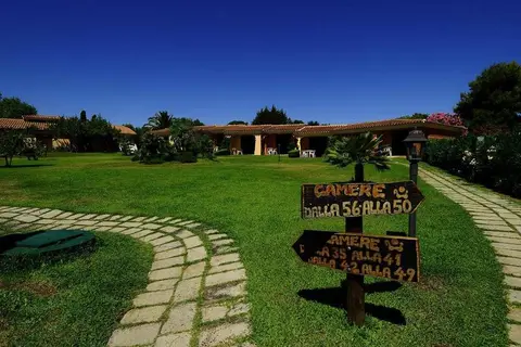 Hotel L'Esagono in San Teodoro — foto 11