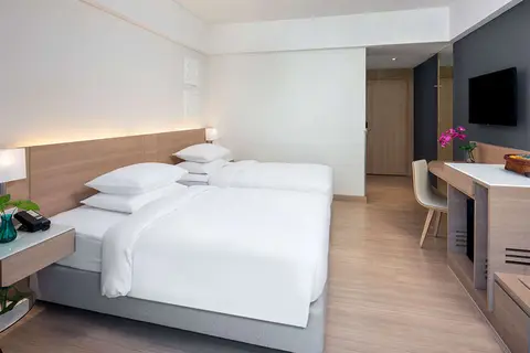 The Andaman Beach Hotel Phuket in ตำบลป่าตอง — foto 28