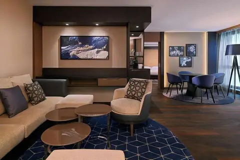 Sheraton Grand Tbilisi Metechi Palace in Tbilisi — foto 27