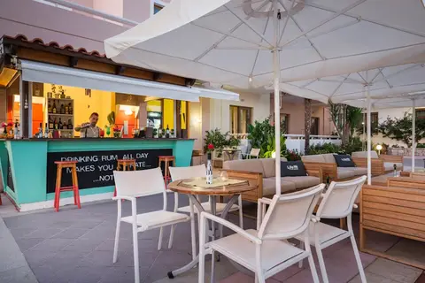 Oscar Suites & Village in Agia Marina, foto 25
