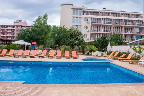 Hotel Central in Несебър