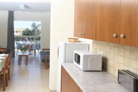 Captain Karas Holidays Apartments in Παραλίμνι — foto 16
