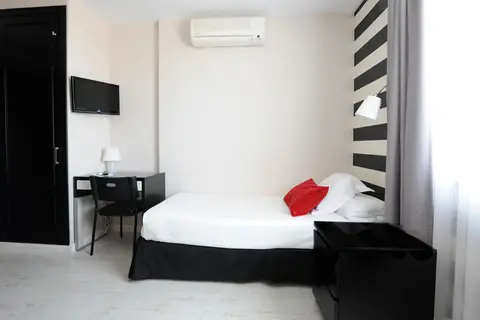 Hostal Domus in Guadalmar-San Julián — foto 9