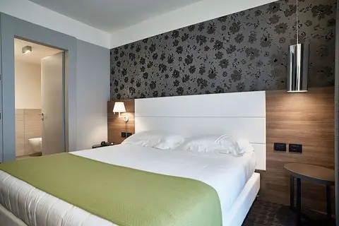 Link124 Hotel in Parma