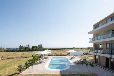 Aetherion Studios & Suites in Καλύβες Πολυγύρου — foto 12