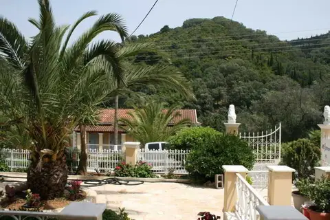 Marina Apartments & Studios in Agios Gordios — foto 11