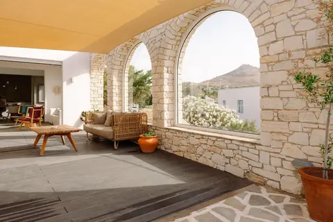 Pnoi Hotel in Πίσω Λιβάδι — foto 26