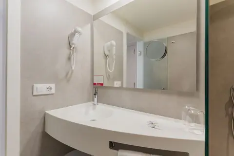 Minura Cala Galdana & Apartamentos d'Aljandar in Ciutadella — foto 14