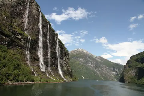Fjorden, Gletsjers en Dalen in Noorwegen — foto 17