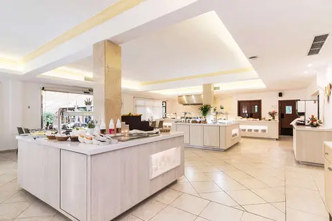 Hotel Baviera in Cala Rajada — foto 23
