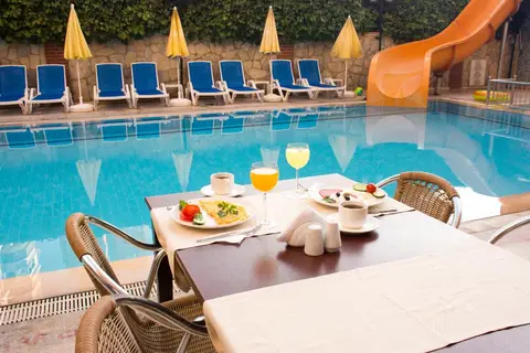 Lara Dinc Hotel in Muratpaşa — foto 12