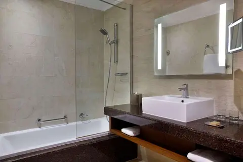 DoubleTree by Hilton Resort & Spa Marjan Isla in Adventure Sports LLC — foto 22