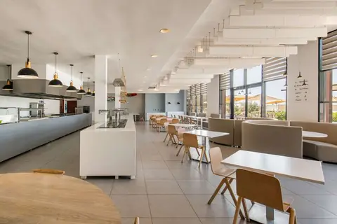 Radisson Blu Resort, Taghazout Bay Surf Village in Taghazout ⵜⴰⵖⴰⵣⵓⵜ تغازوت — foto 26