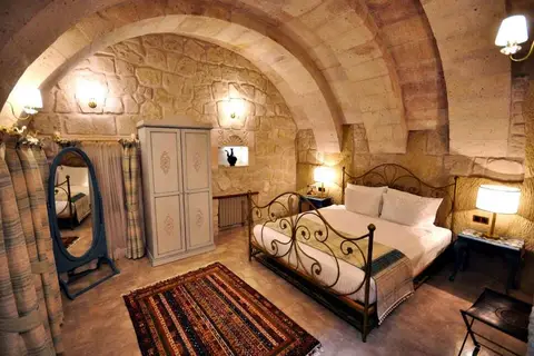 Tafoni Houses Cave Hotel in Ürgüp — foto 7