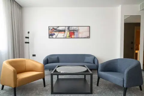Hotel Mona Plaza in Belgrado — foto 21