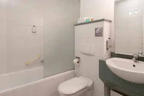 Hotel Docklands in Antwerp — foto 6