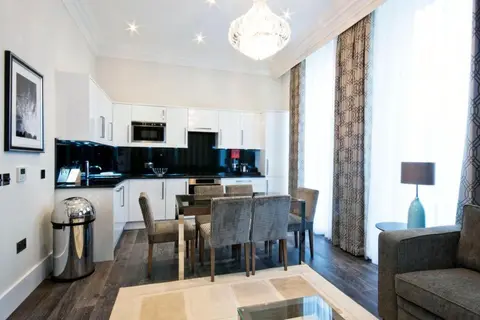 Ashburn Court Apartments in Londen — foto 24