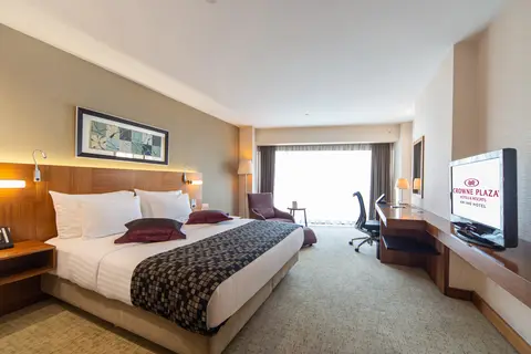Hotel Crowne Plaza Istanbul Harbiye in Şişli