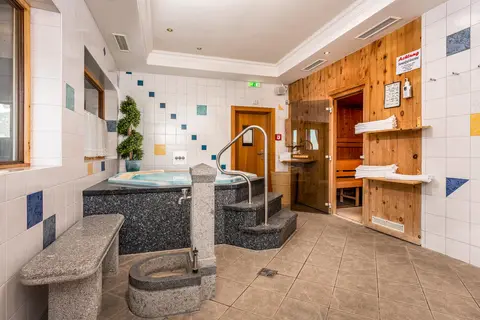 Alpen Wohlfühlhotel Dörflwirt in Hainzenberg — foto 18