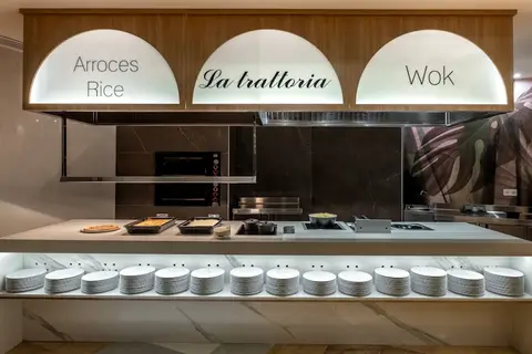 RH Ifach in La Línea de la Concepción — foto 20
