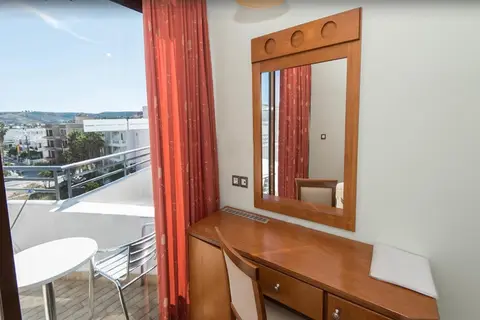 Cleopatra Superior Hotel in Καρδάμαινα — foto 18