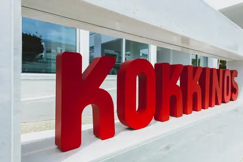 Kokkinos in Παραλίμνι — foto 11