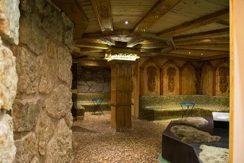 Berghotel Basur in Flirsch — foto 11