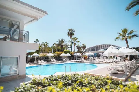 Xperia Saray Beach Hotel in Alanya