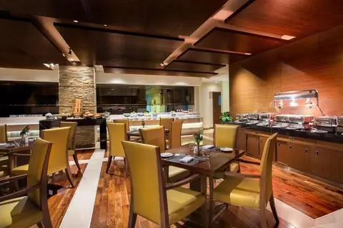 Elite Byblos Hotel in Dubai — foto 17