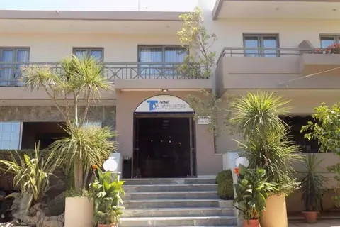Hotel Pantheon in Βιολί Χαράκι — foto 13