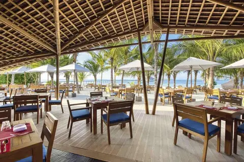 Kuredhivaru Resort & Spa in Kuredhivaru — foto 9