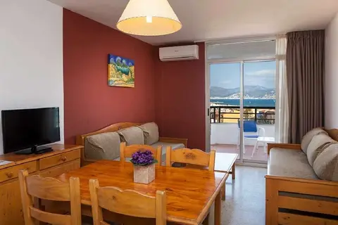 Aparthotel Xon's Playa in Castelló d'Empúries — foto 6