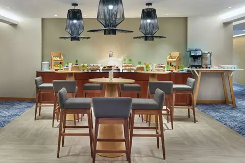 Hilton Garden Inn Muscat Al Khuwair in Muskaatdruif — foto 5