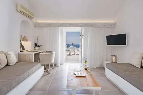 Athina Luxury Suites in Fira — foto 19