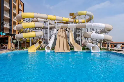 Rewaya Luxury Resort in الاحياء — foto 13